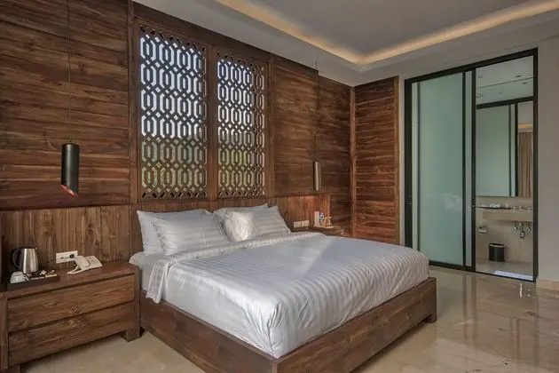 Deluxe Tek Büyük Yataklı Oda, Sigara İçilmez, Tepe Manzaralı