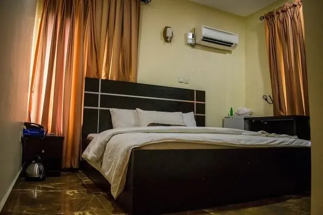 Executive Tek Büyük Yataklı Oda