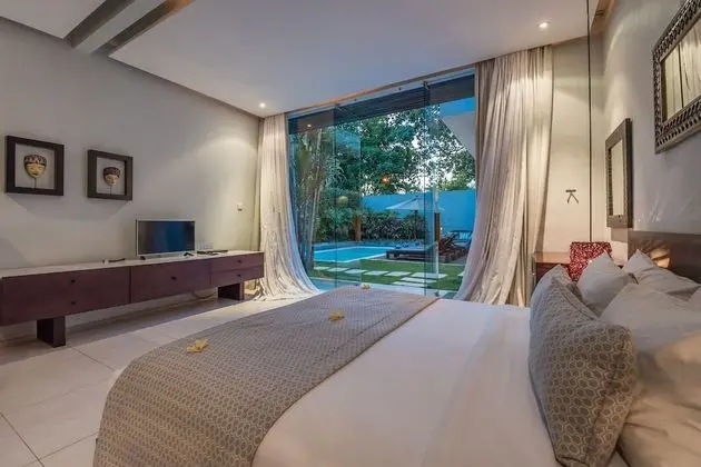 Villa, 2 Yatak Odası, Kişiye Özel Havuzlu, Havuz Manzaralı