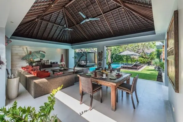 Villa, 3 Yatak Odası, Kişiye Özel Havuzlu, Havuz Manzaralı