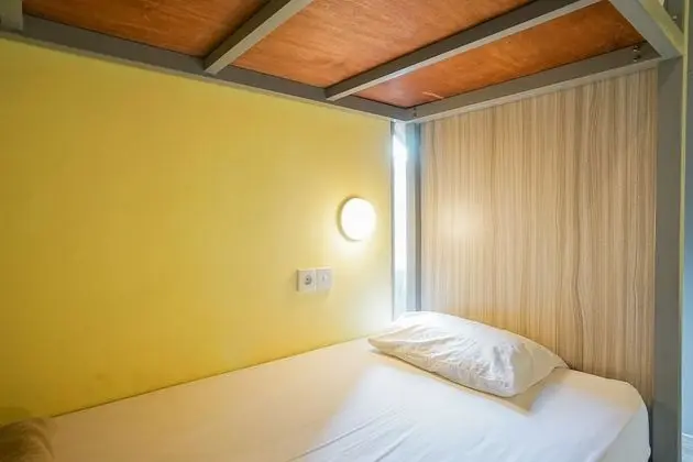 Basic Ortak Ranzalı Oda, Sadece kadınlar için