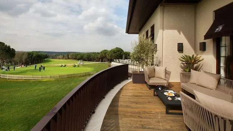Garden Suite, Golf Manzaralı, Teraslı