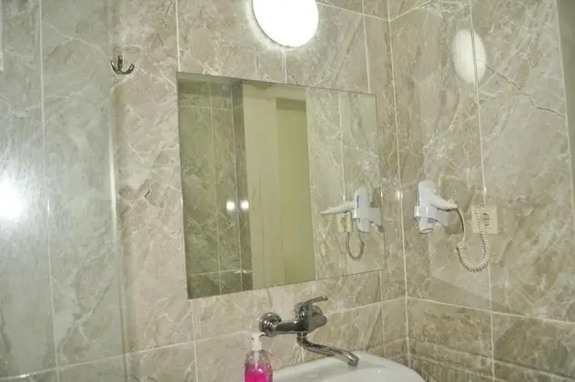 Balkonlu Standart çift kişilik oda