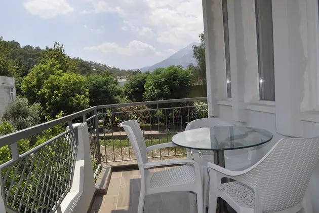 Çift Kişilik Balkonlu Oda