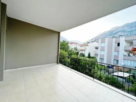 https://images.odamax.com/img/1024x768/odamax/image/upload/KEMER_SUNRISE_SUIT_202506011410113_IMG_8275.JPG