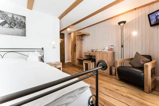 Standard Tek Büyük Yataklı Oda