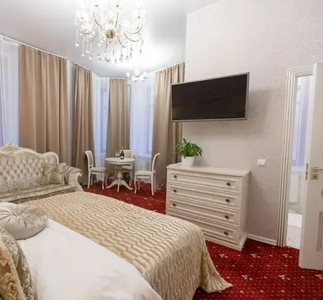 Premium Tek Büyük Yataklı Oda