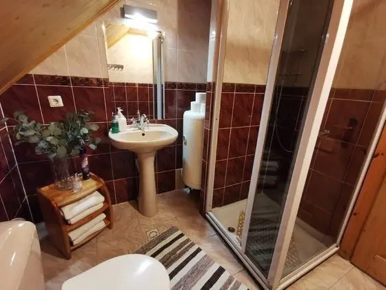Family Kır Evi, Sigara İçilmez, Göl Manzaralı