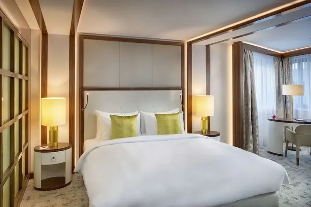 Deluxe Ağaç Ev, Manzaralı (Grand Deluxe Fashion Street View)