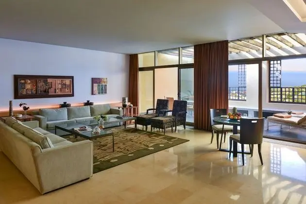 Çatı Katı Süiti (Penthouse)