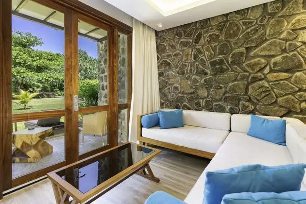 Tek Büyük Yataklı Oda (Superior Hill View)