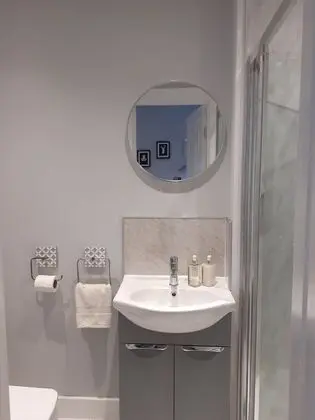 Standard Tek Büyük Yataklı Oda, Banyolu/Duşlu
