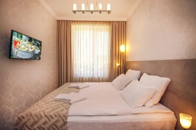Basic Tek Büyük Yataklı Oda, Bahçe Manzaralı