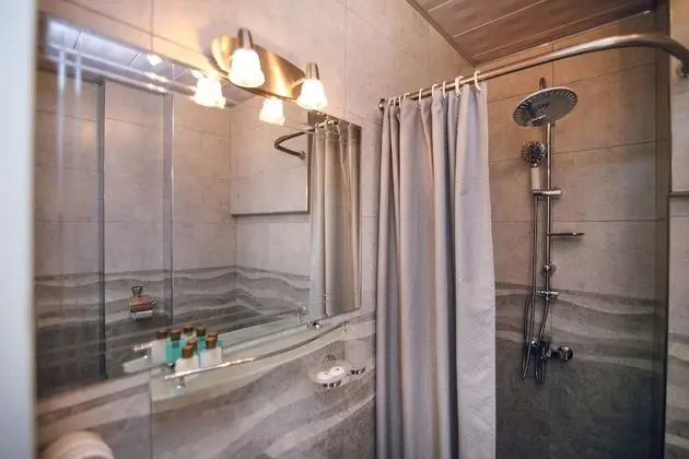 Basic Tek Büyük Yataklı Oda, Bahçe Manzaralı