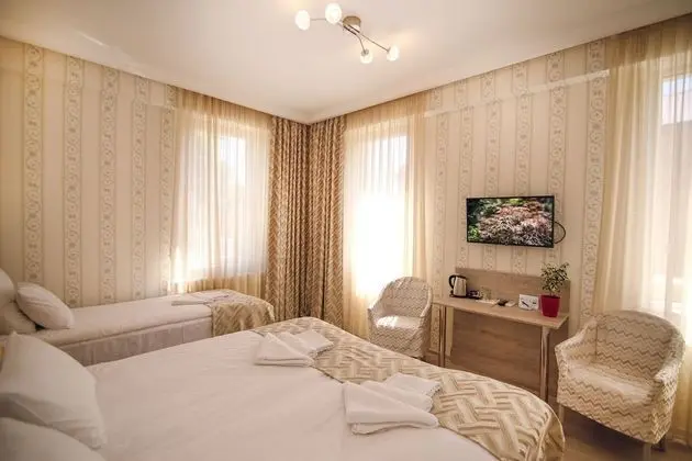 Standard Üç Kişilik Oda
