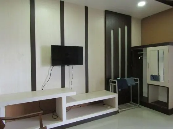 Deluxe Oda (with AC)