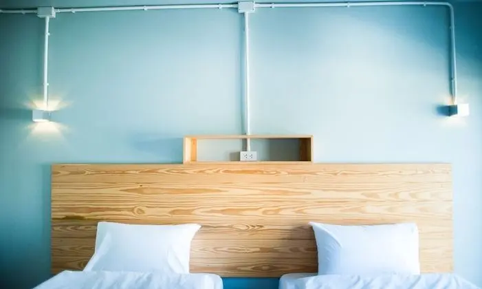 Deluxe Twin Bedroom