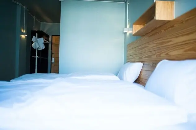 Superior Twin Bedroom