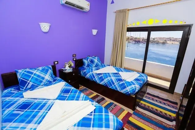 Tek Büyük Yataklı Oda, Balkon, Nehir Manzaralı