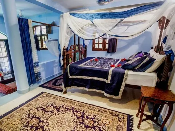 Theme King Room