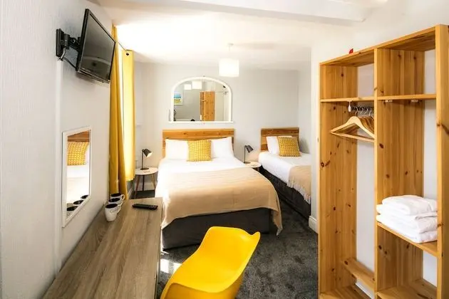 Üç Kişilik Oda, Banyolu/Duşlu (Shower)