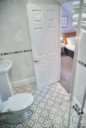 Üç Kişilik Oda, Banyolu/Duşlu (Shower)