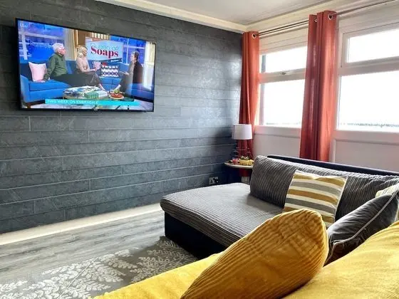 Kennedy House, 2 Bed Penthouse