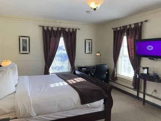 Premium Oda, 1 En Büyük (King) Boy Yatak, Sigara İçilmez, Banyolu/Duşlu
