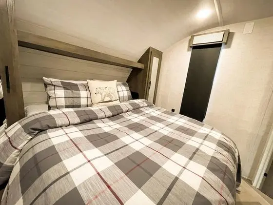 Karavan (Kennedy Kamp @ Branson View Campgroun)