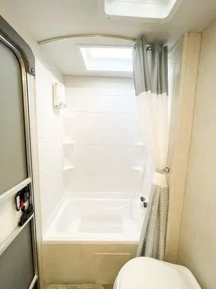 Karavan (Kennedy Kamp @ Branson View Campgroun)