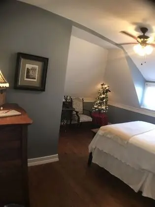 Oda, Özel Banyo (Mac's Room)