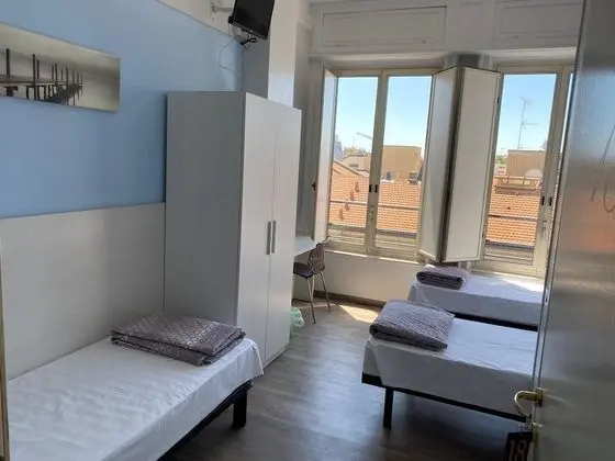 Male Dormitory, 1 Single Bed in shared room, Shared Bathroom