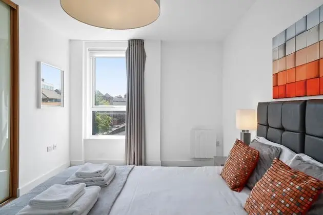 Kennet House Serviced Apartments - Apt B
