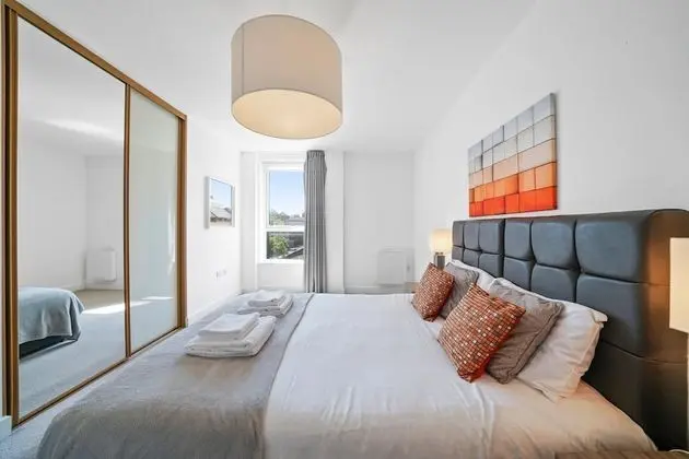 Kennet House Serviced Apartments - Apt B