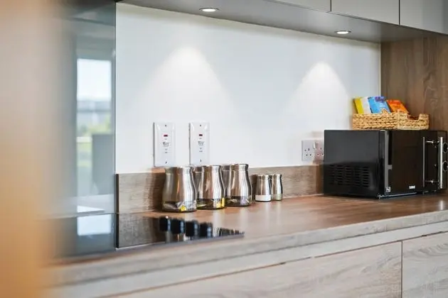 Kennet House Serviced Apartments - Apt B