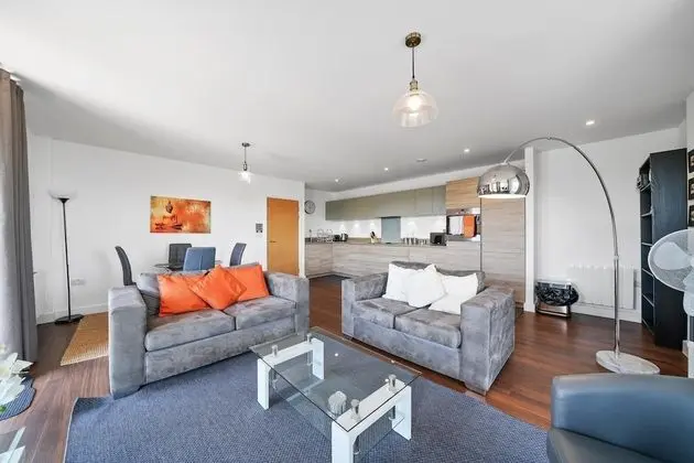Kennet House Serviced Apartments - Apt B