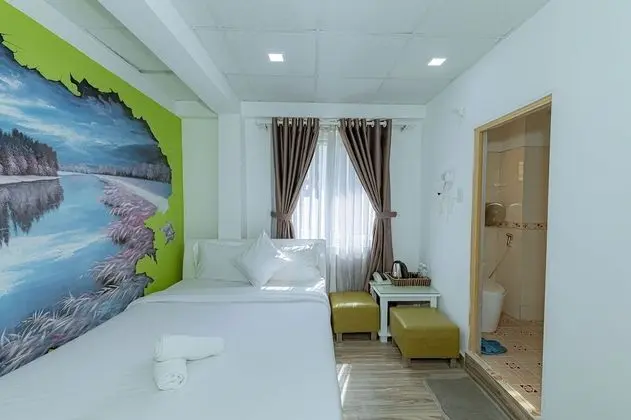 Deluxe Tek Büyük Yataklı Oda, 1 Çift Kişilik Yatak, Şehir Manzaralı
