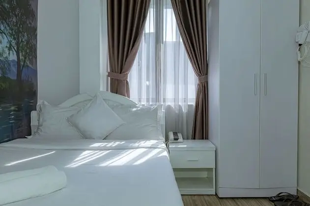 Deluxe Tek Büyük Yataklı Oda, 1 Çift Kişilik Yatak, Şehir Manzaralı