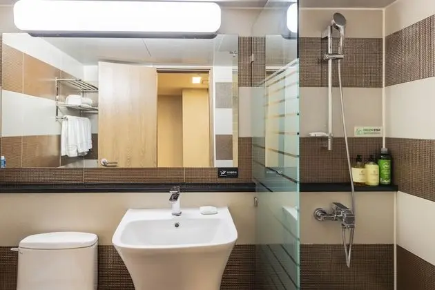 Kensington Studio Pet (Renewal)