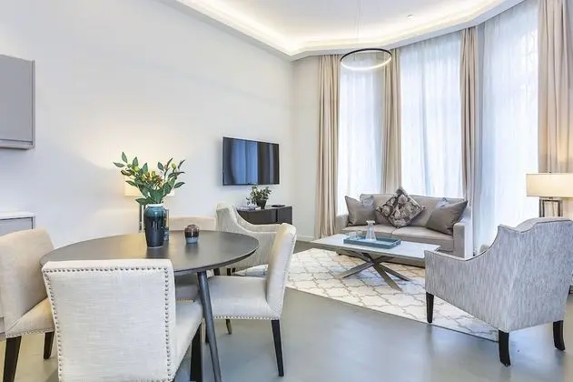 Apart Daire (Number 6)