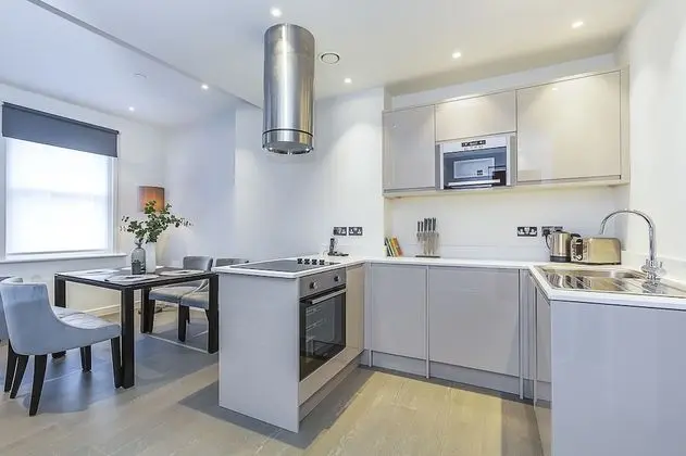 Apart Daire (Number 7)