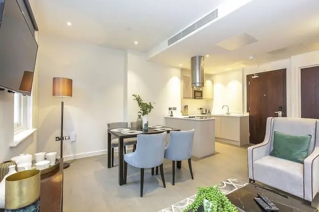 Apart Daire (Number 7)