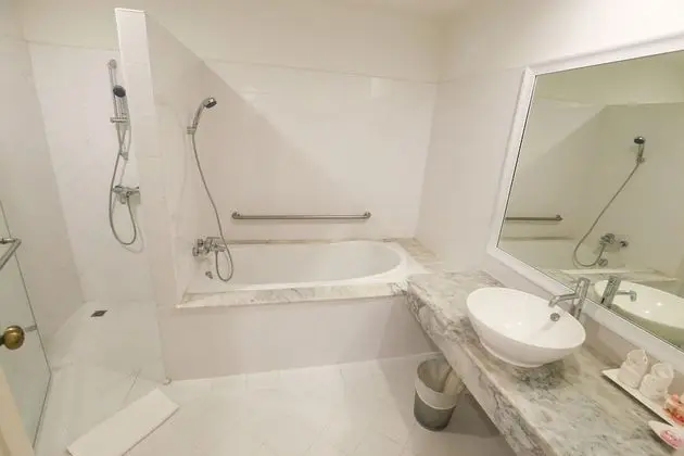 Grand deluxe room