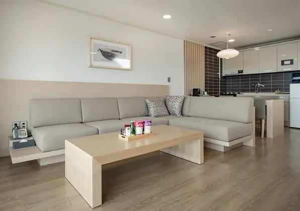 Kensington Junior Suite (Remodeling Room / No Kitchenette)