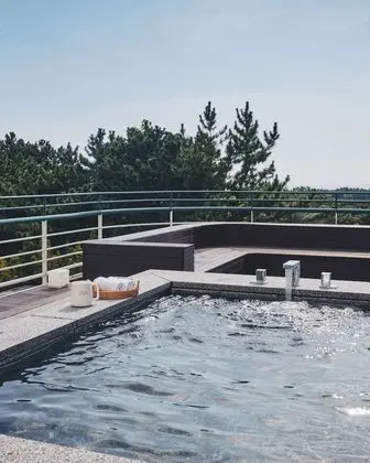 Luxury Suite Garden View Twin