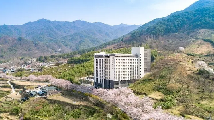 Deluxe Oda, 1 Yatak Odası, Dağ Manzaralı (Bed Type Randomly Assigned)