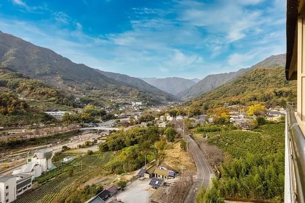 Premier Oda, 2 Yatak Odası, Dağ Manzaralı (Bed Type Randomly Assigned)