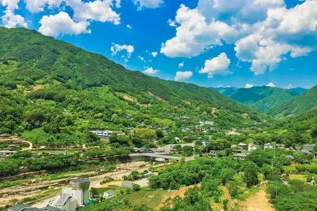 Premier Oda, 2 Yatak Odası, Dağ Manzaralı (Bed Type Randomly Assigned)