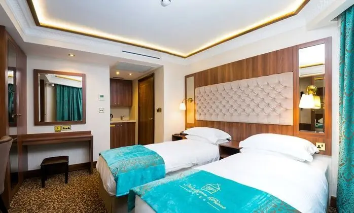Luxury Tek Büyük veya İki Ayrı Yataklı Oda