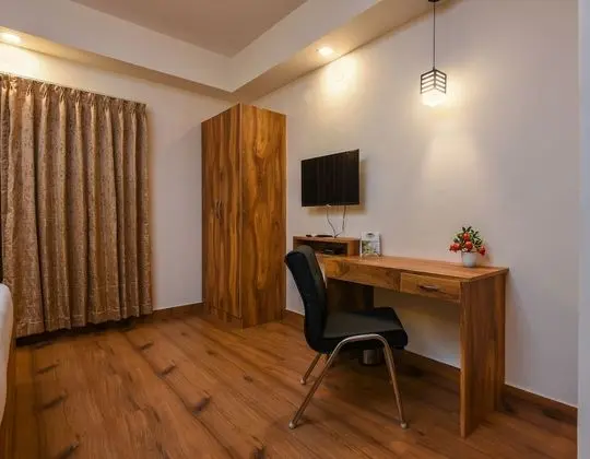 Premium Tek Büyük Yataklı Oda, 1 Çift Kişilik Yatak, Sigara İçilmez, Şehir Manzaralı